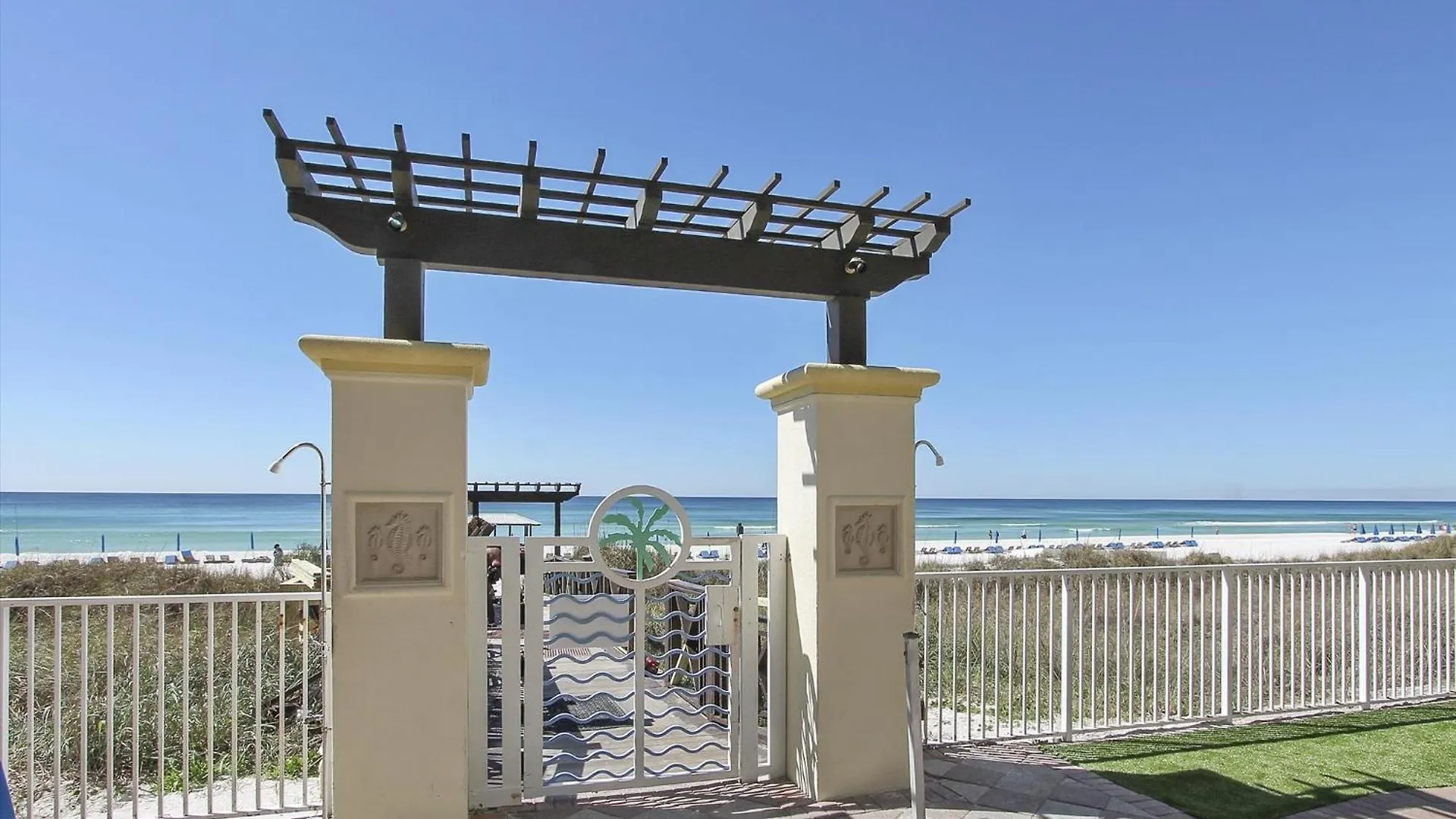 Shores Of Panama 318 - Nice 2Bd, Sleeps 8! Great View! Reserved 3Rd Floor Parking Space! Condo Panama City Beach